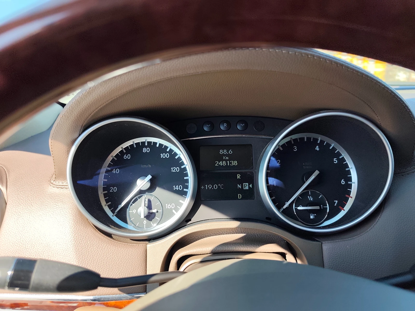 Mercedes-Benz GL 450, снимка 9 - Автомобили и джипове - 54136958