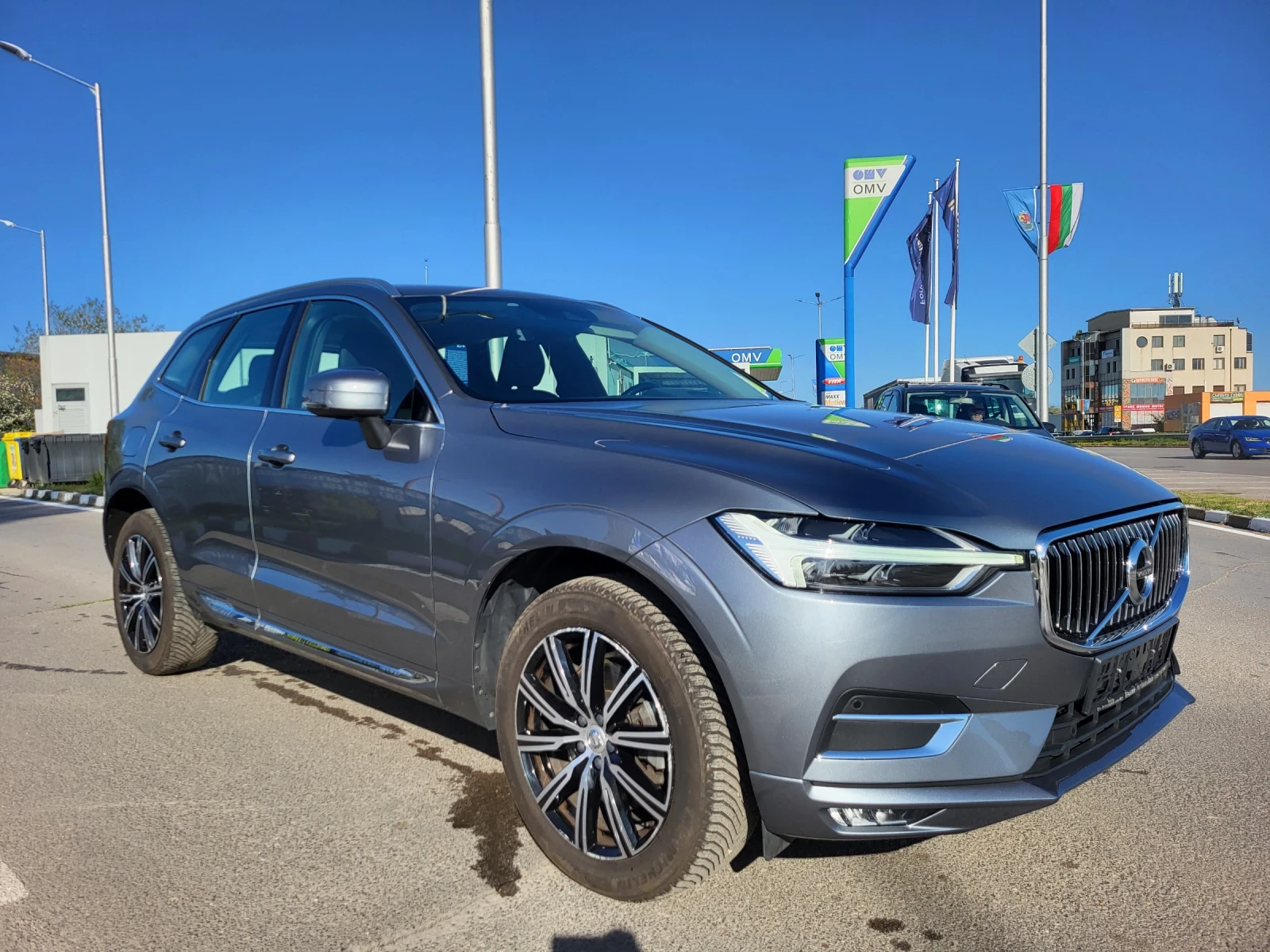 Volvo XC60 B4 AWD MILD HYBRID INSCRIPTION, снимка 4 - Автомобили и джипове - 54334666