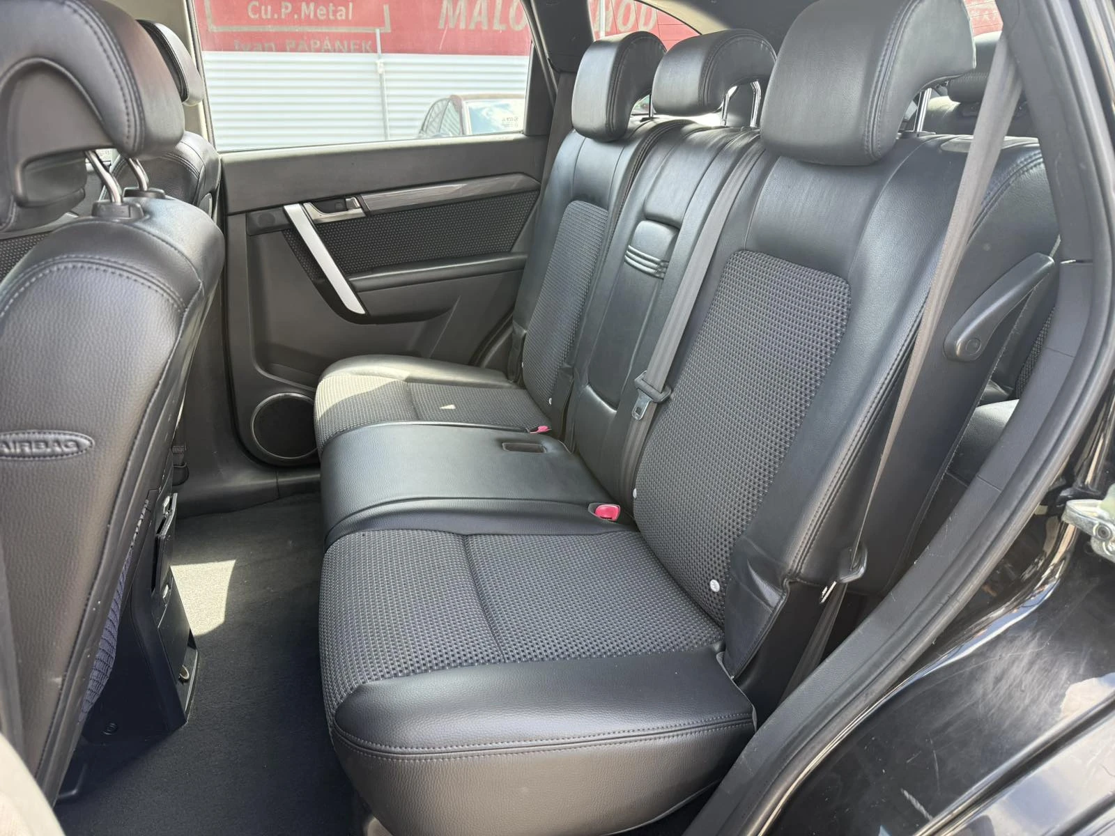 Chevrolet Captiva 2.0d 6+ 1м. 4х4 , снимка 11 - Автомобили и джипове - 54410456