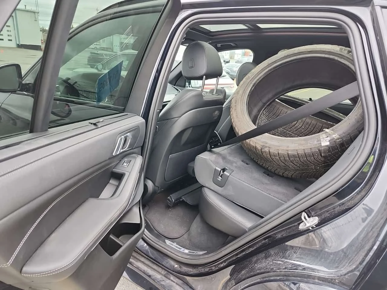 BMW X5 * xDrive40i * ПОДГРЕВИ * 360 * PANO * CARFAX, снимка 12 - Автомобили и джипове - 54568991