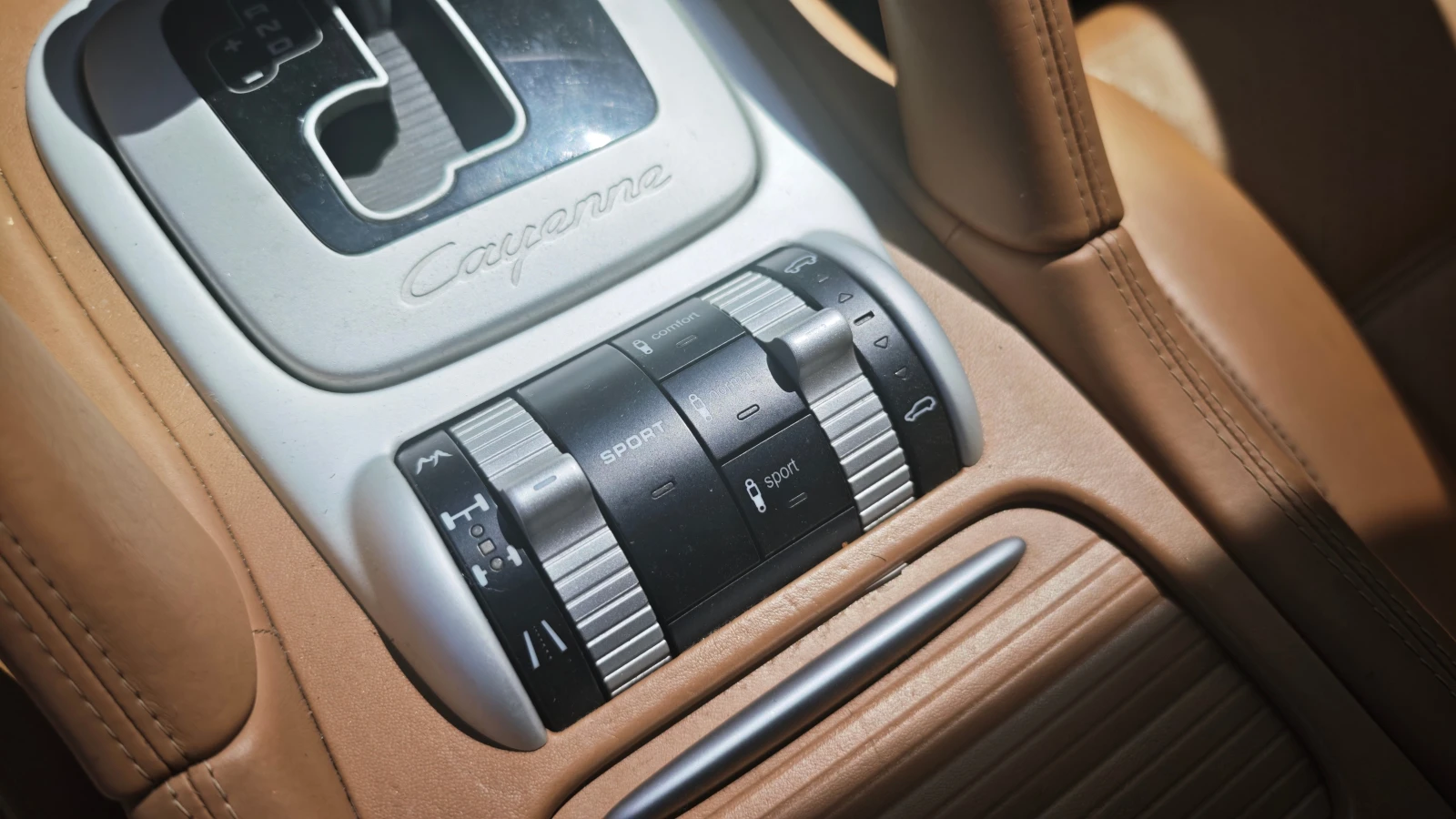 Porsche Cayenne, снимка 9 - Автомобили и джипове - 54667192