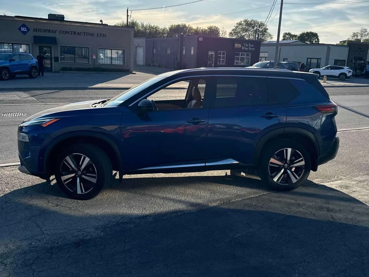 Nissan Rogue  | Platinum | SAHARA | HEAD-UP | 360 | PANO , снимка 2 - Автомобили и джипове - 54712807