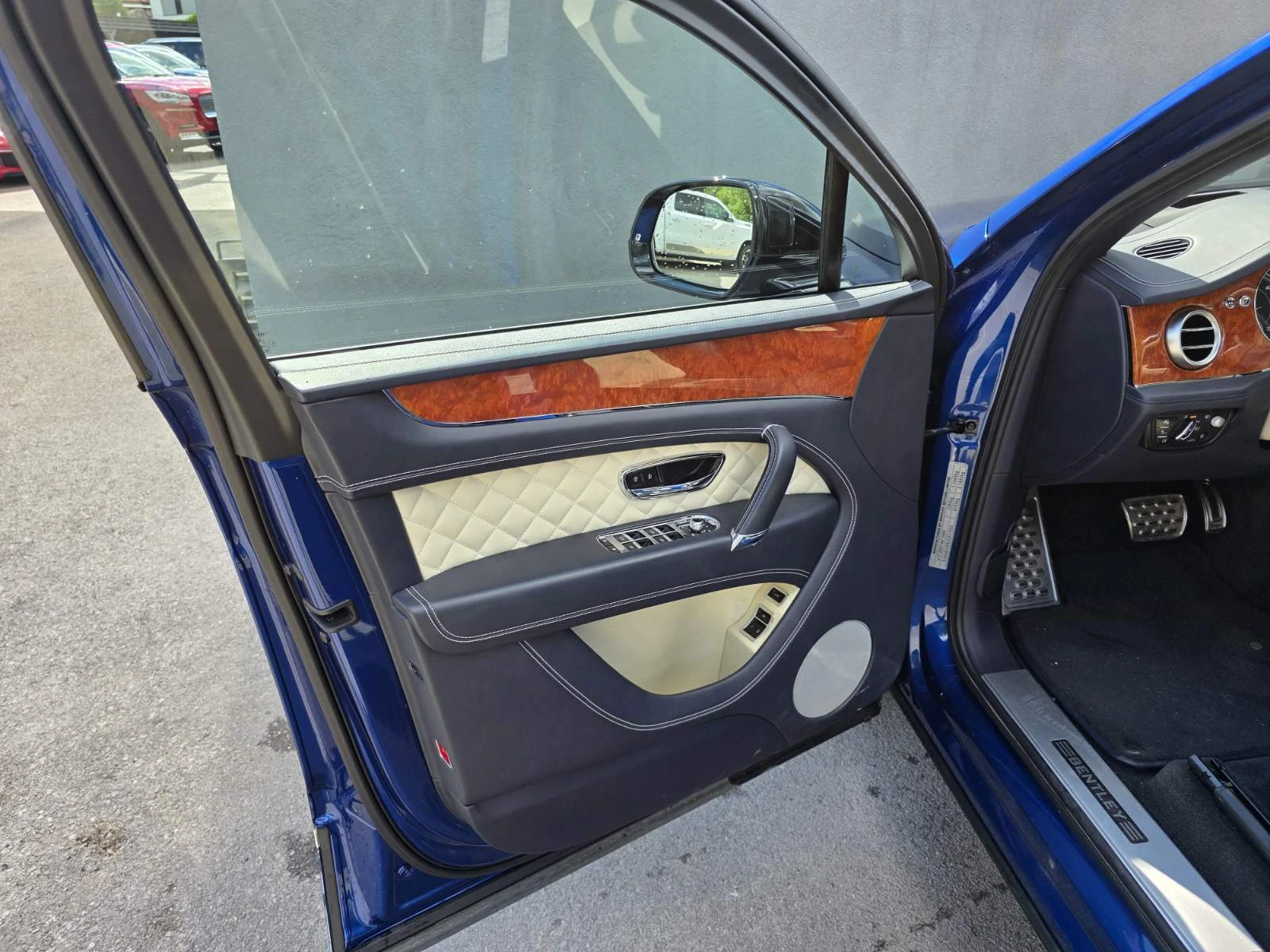 Bentley Bentayga 4.0l V8 | Mobile.bg � ����������� 8