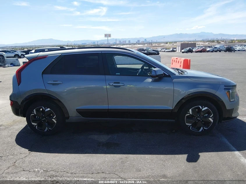 Kia Niro Ev Wind, снимка 13 - Автомобили и джипове - 54949841