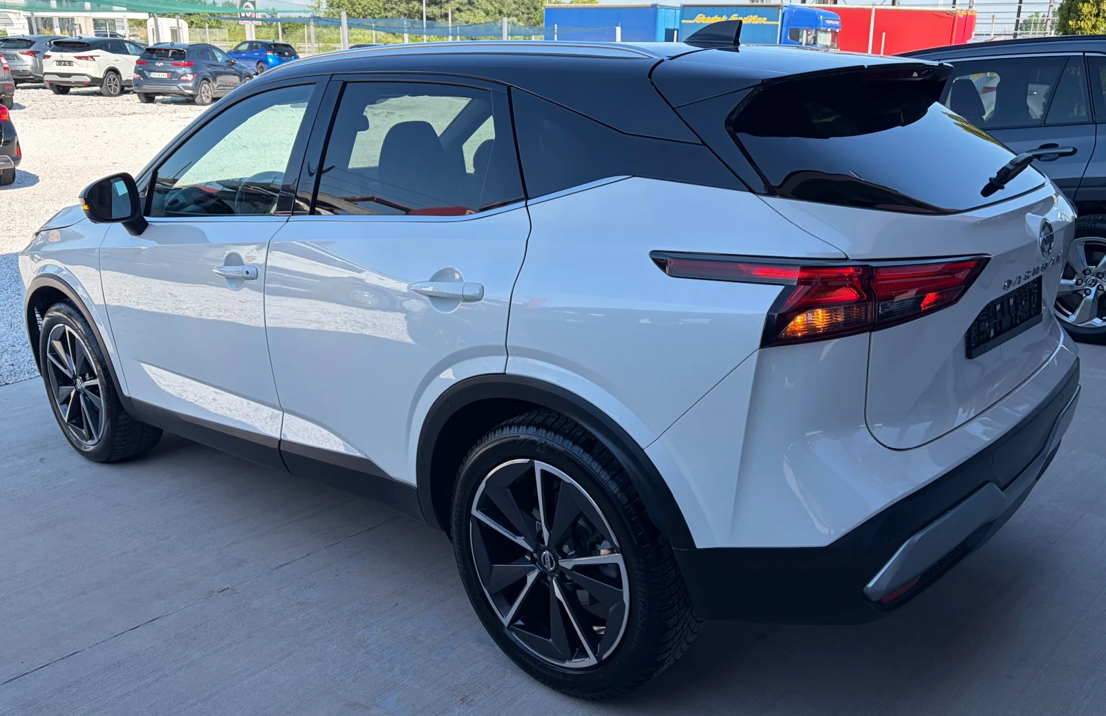 Nissan Qashqai 1.3 Hybrid, снимка 6 - Автомобили и джипове - 55258857