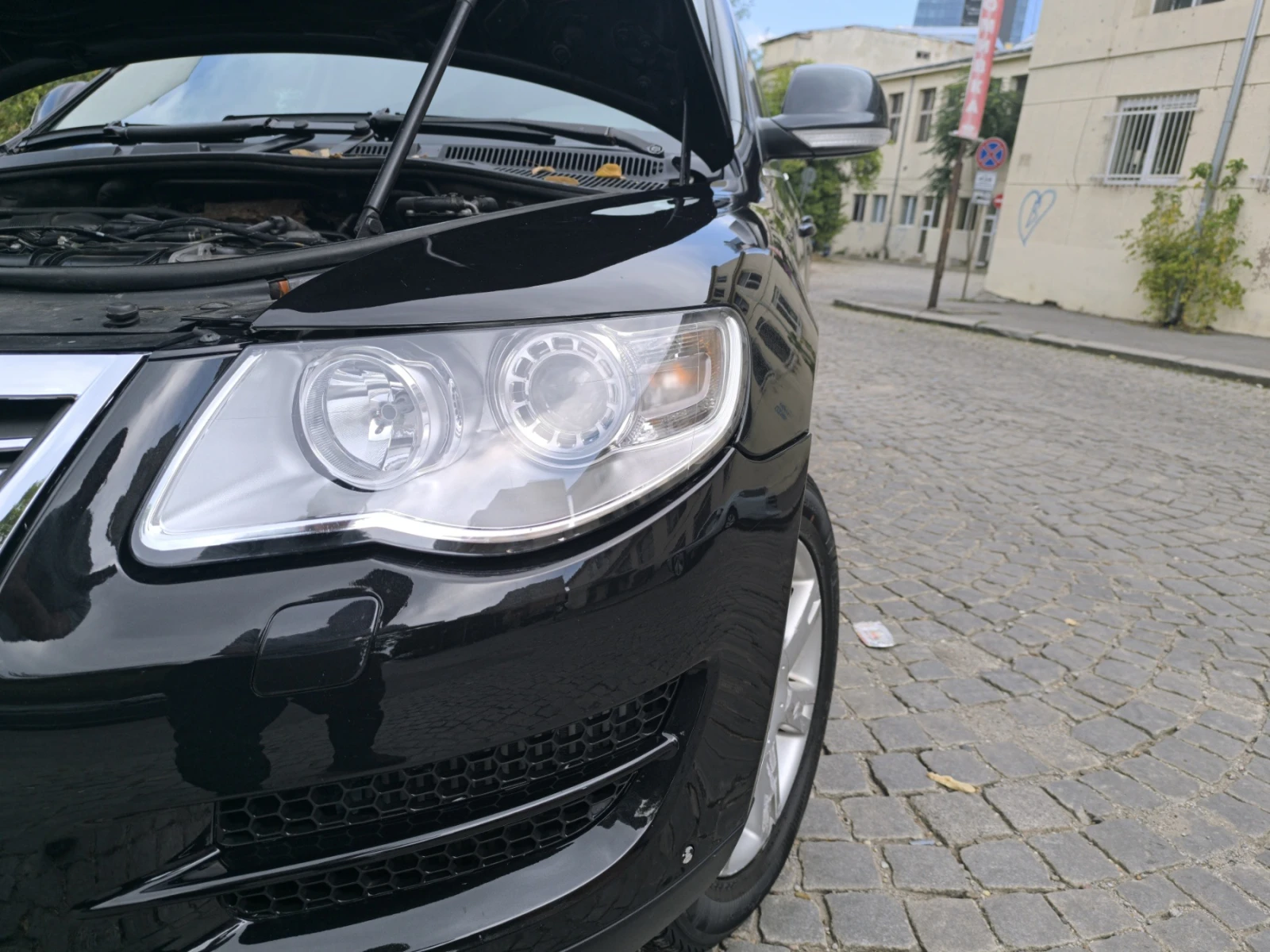 VW Touareg, снимка 14 - Автомобили и джипове - 55929872