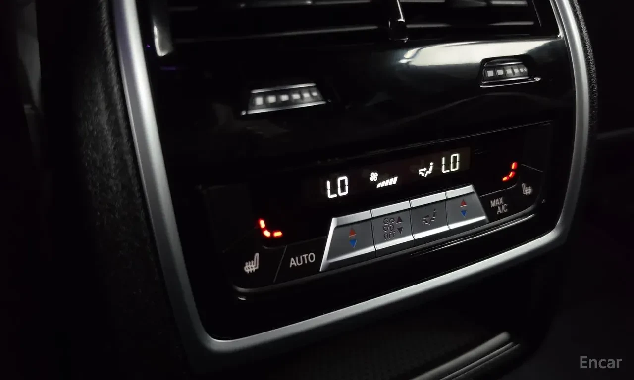 BMW X6 M* POWER* BOWER* WILKINS* ОБДУХВАНЕ* ДИСТРОНИК* ХЕ, снимка 16 - Автомобили и джипове - 56129479