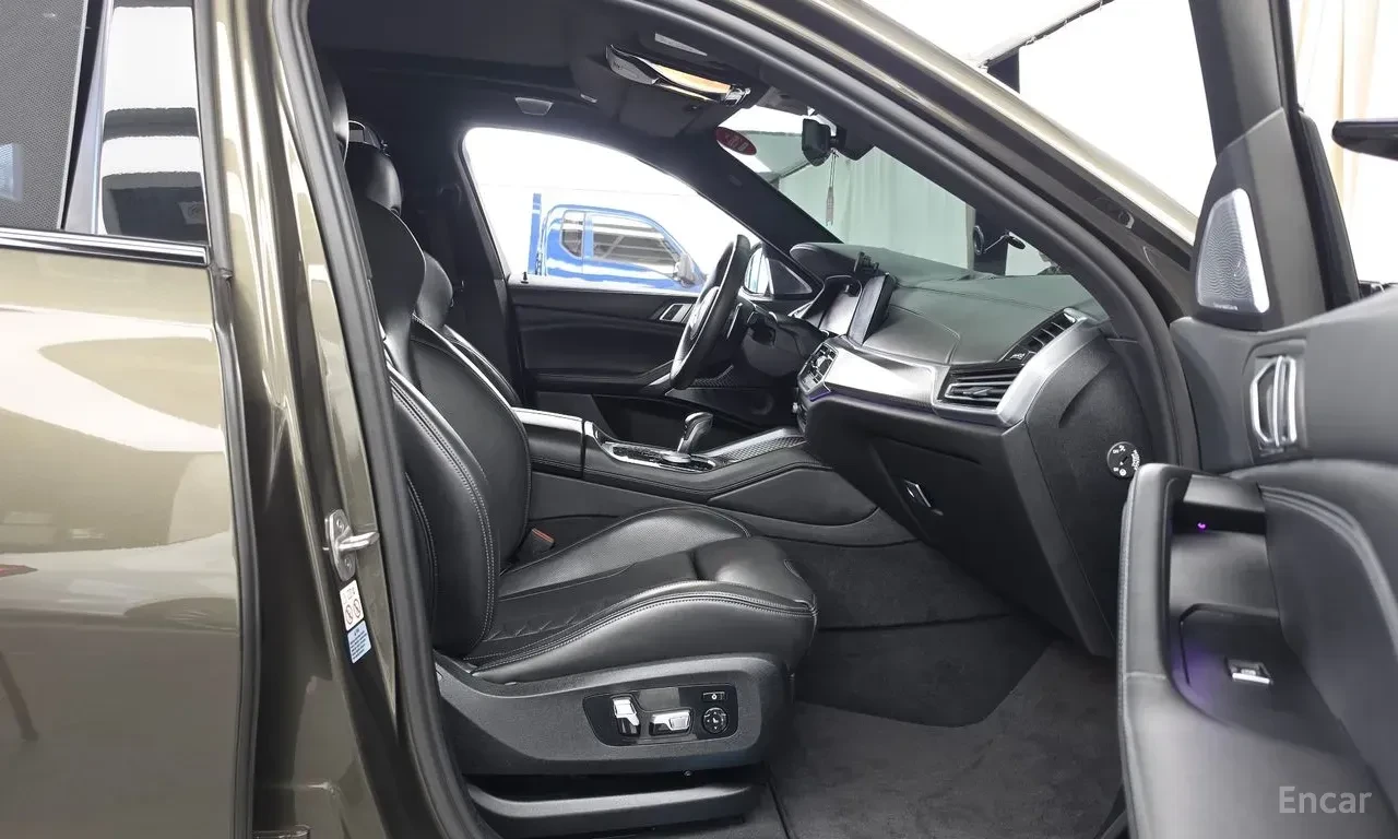 BMW X6 M* POWER* BOWER* WILKINS* ОБДУХВАНЕ* ДИСТРОНИК* ХЕ, снимка 14 - Автомобили и джипове - 56129479
