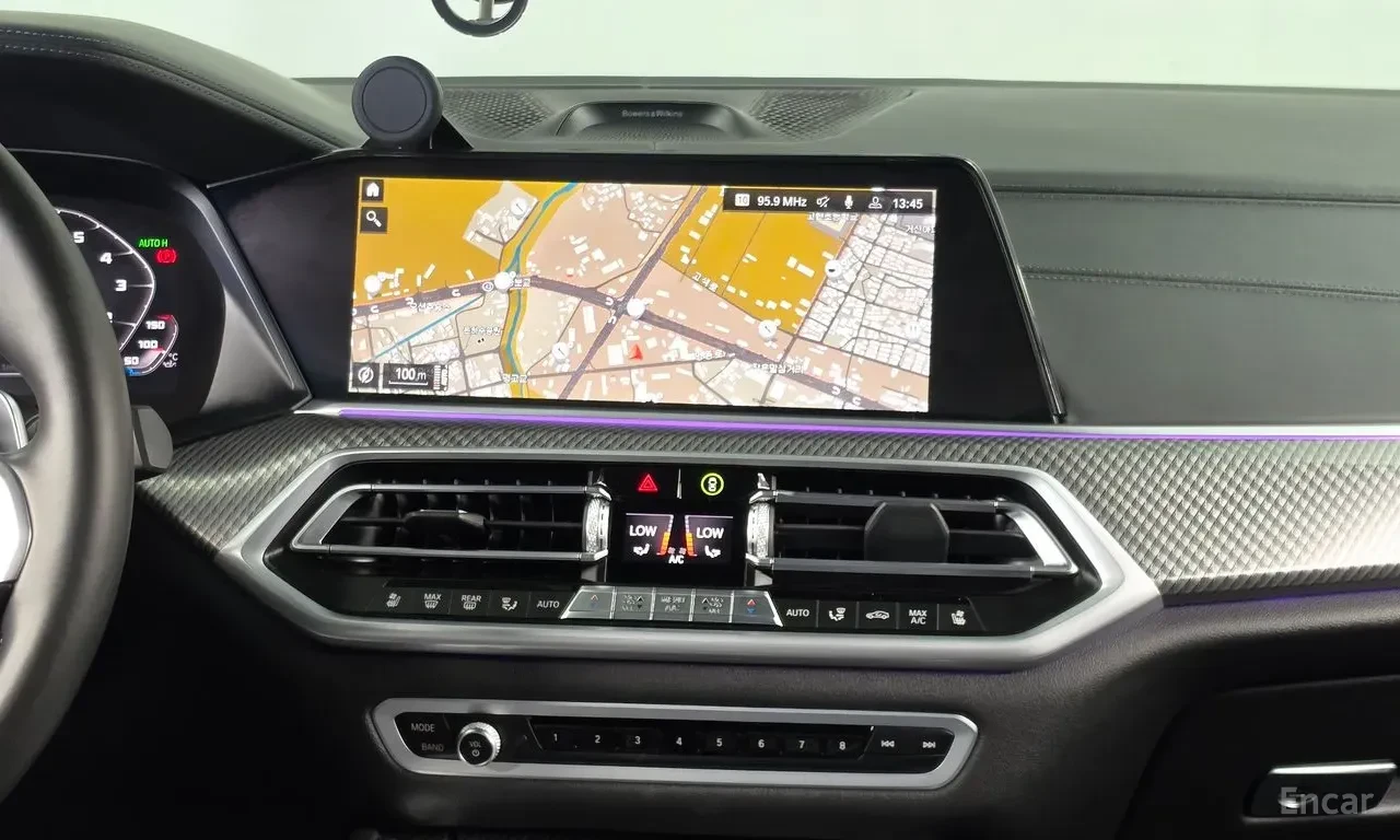 BMW X6 M* POWER* BOWER* WILKINS* ОБДУХВАНЕ* ДИСТРОНИК* ХЕ, снимка 8 - Автомобили и джипове - 56129479