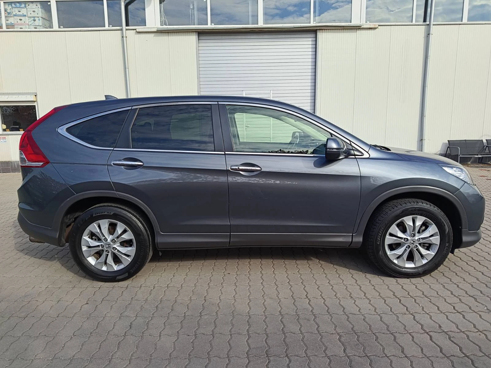 Honda Cr-v 2012 GASOLINE 2.4 AWD, снимка 4 - Автомобили и джипове - 56657327