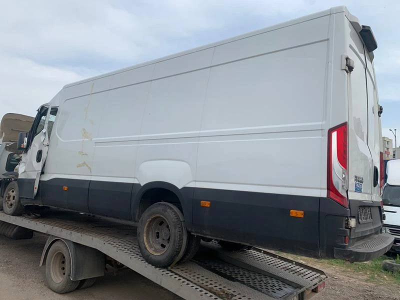 Iveco Daily 35-130 2.3 , снимка 6 - Бусове и автобуси - 46808681