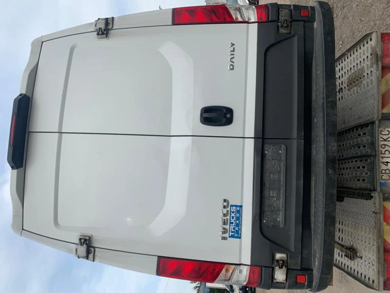 Iveco Daily 35-130 2.3 , снимка 5 - Бусове и автобуси - 46808681