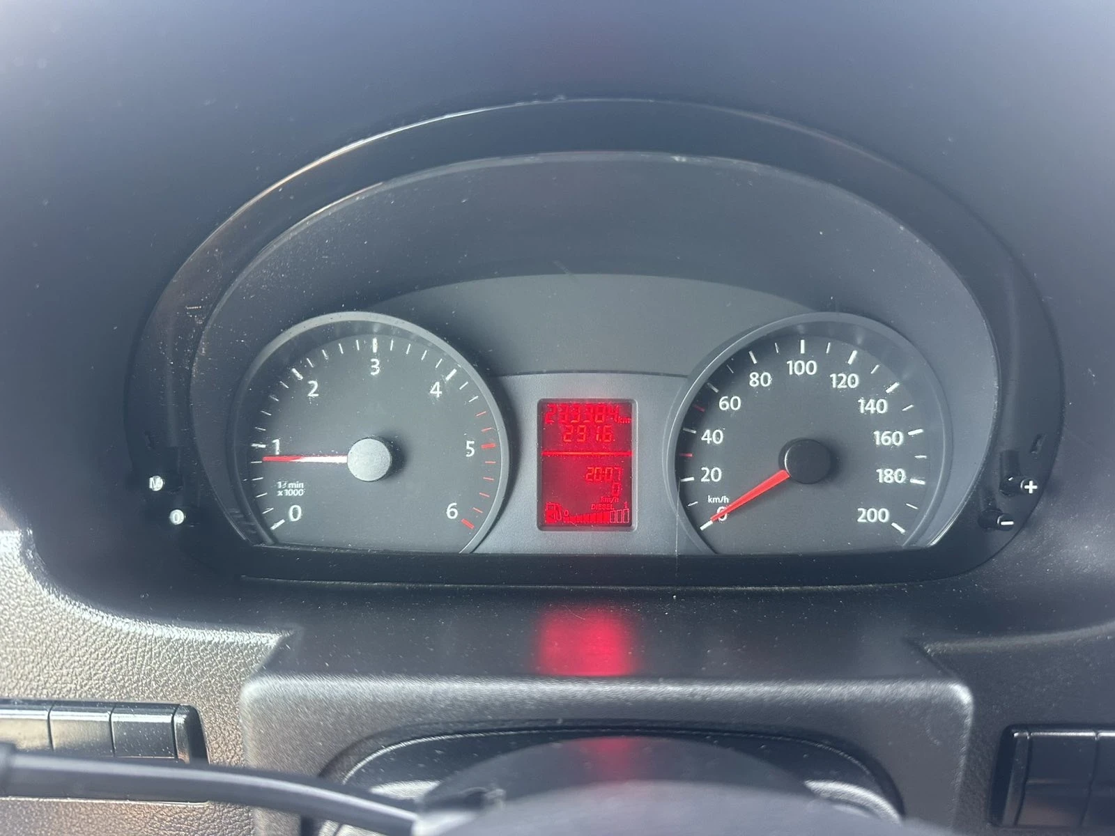 VW Crafter, снимка 13 - Бусове и автобуси - 55397407
