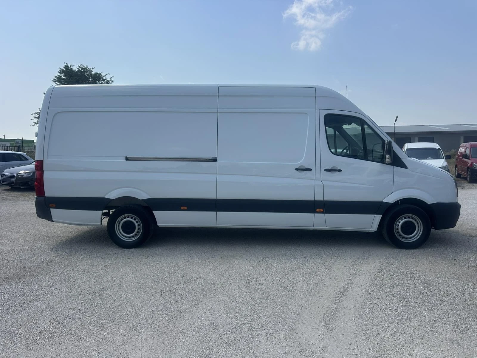 VW Crafter, снимка 7 - Бусове и автобуси - 55397407