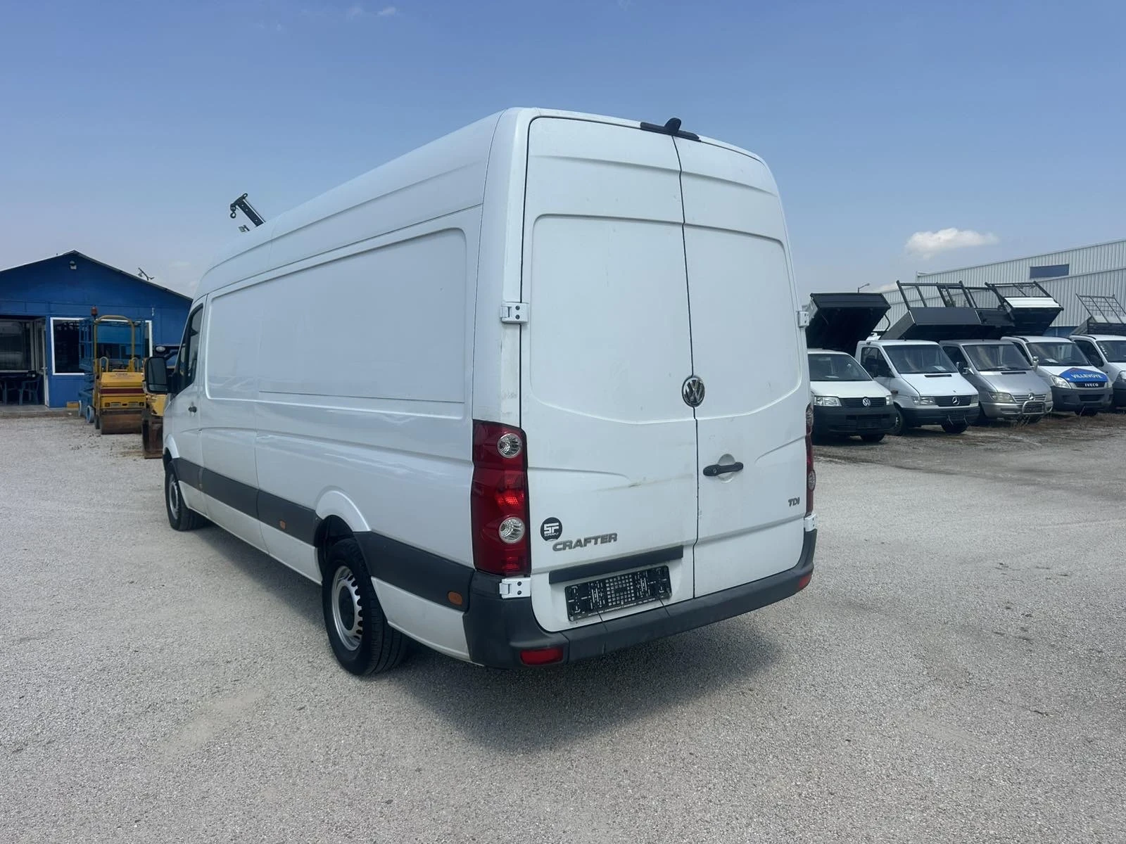 VW Crafter, снимка 4 - Бусове и автобуси - 55397407