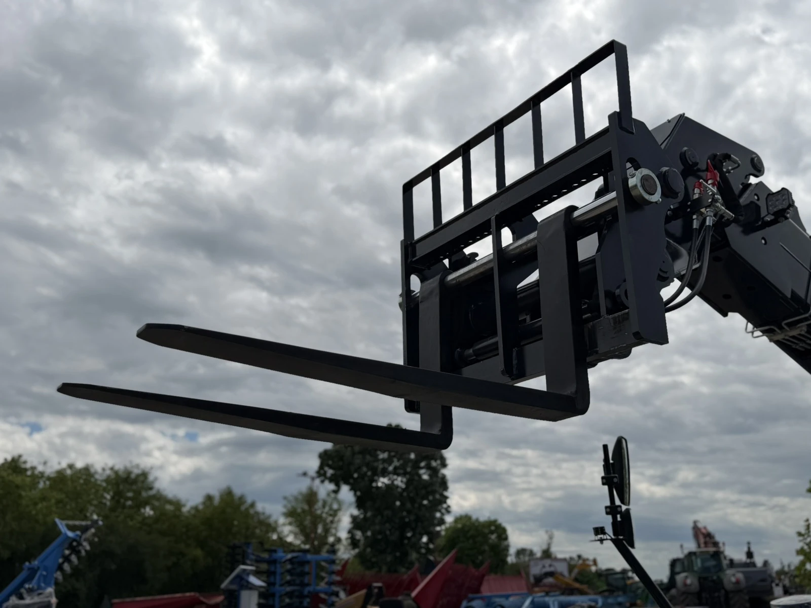 Телескопичен товарач Manitou Victory 3507, снимка 7 - Селскостопанска техника - 54553292