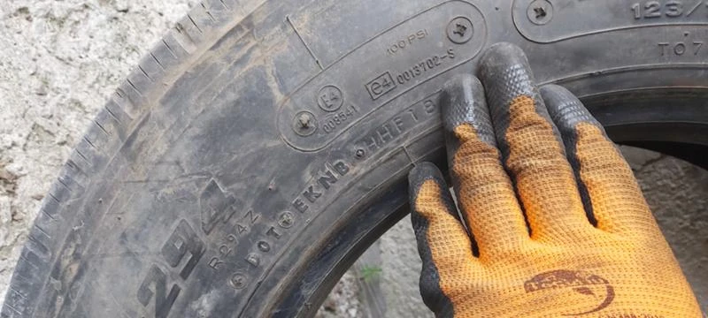 Гуми Летни 205/75R17.5, снимка 8 - Гуми и джанти - 41999148