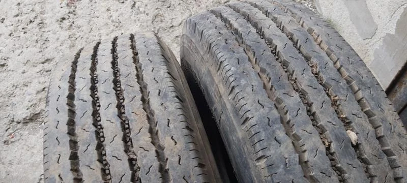 Гуми Летни 205/75R17.5, снимка 2 - Гуми и джанти - 41999148