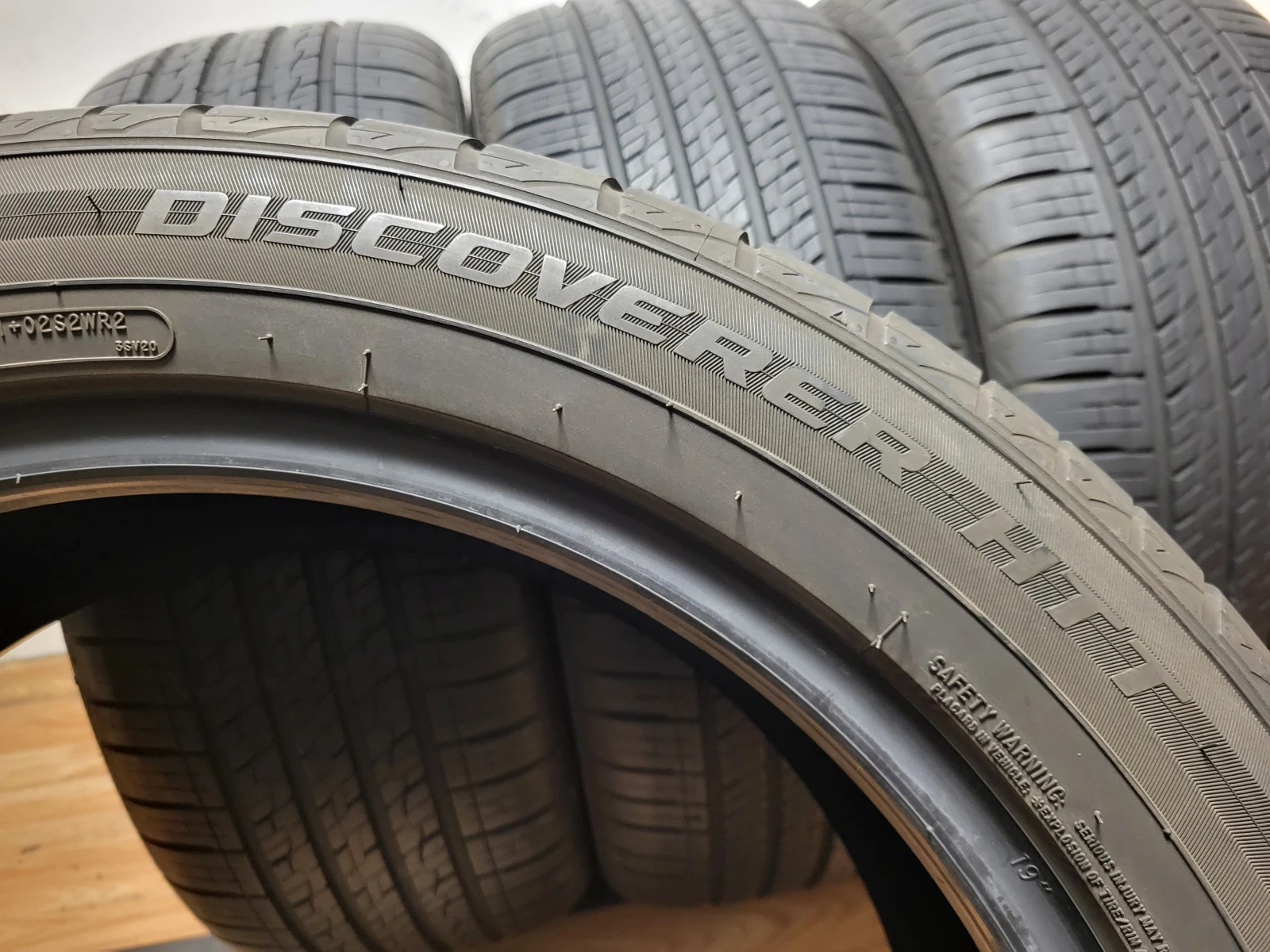Гуми Всесезонни 235/50R19, снимка 12 - Гуми и джанти - 55195418