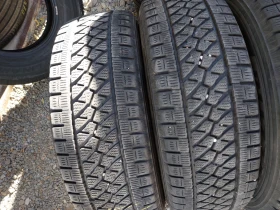 Гуми Зимни 215/65R16, снимка 2 - Гуми и джанти - 48636949