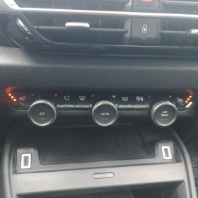 Citroen C4 SHINE/Бързо DC зареждане/11kW AC charger, снимка 11