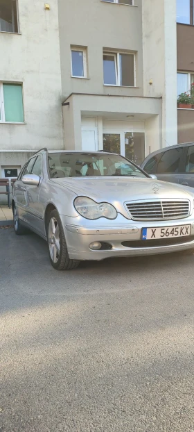 Mercedes-Benz C 200 Комби, снимка 1