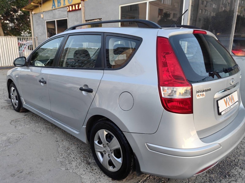 Hyundai I30 1.4i-110к.с, снимка 2 - Автомобили и джипове - 46744154