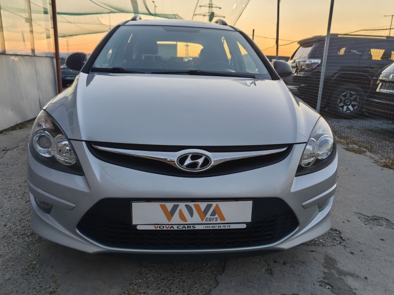 Hyundai I30 1.4i-110к.с, снимка 6 - Автомобили и джипове - 46744154