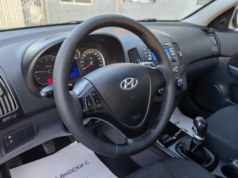 Hyundai I30 1.4i-110к.с, снимка 9 - Автомобили и джипове - 46744154