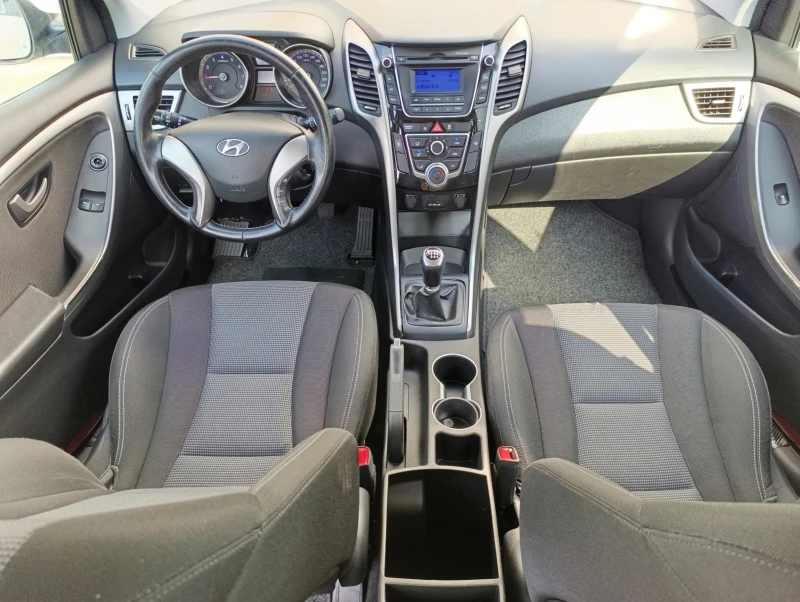 Hyundai I30 1.4 ШВЕЙЦАРИЯ, снимка 13 - Автомобили и джипове - 47763239