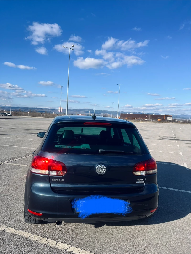 VW Golf, снимка 6 - Автомобили и джипове - 49350399