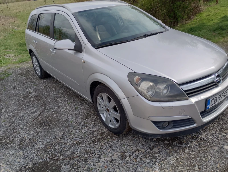 Opel Astra, снимка 3 - Автомобили и джипове - 52252201