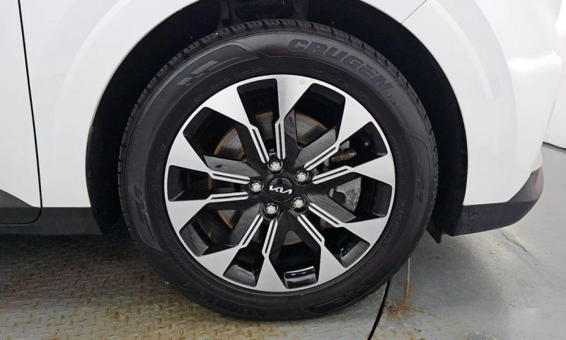 Kia Carnival 7-Seater Noblesse  * НАЙ-ДОБРА ЦЕНА В БЪЛГАРИЯ* , снимка 5 - Автомобили и джипове - 52107578