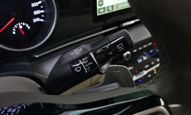 Kia Carnival 7-Seater Noblesse  * НАЙ-ДОБРА ЦЕНА В БЪЛГАРИЯ* , снимка 14 - Автомобили и джипове - 52107578