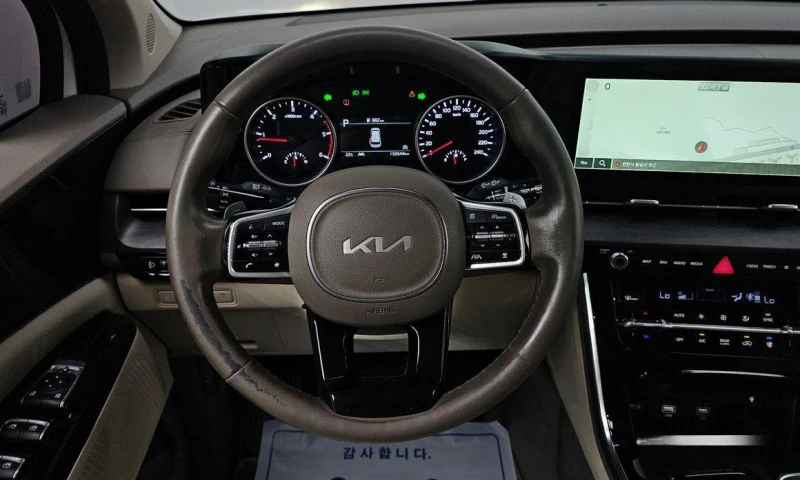 Kia Carnival 7-Seater Noblesse  * НАЙ-ДОБРА ЦЕНА В БЪЛГАРИЯ* , снимка 13 - Автомобили и джипове - 52107578