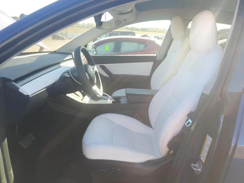 Tesla Model Y ПОДГРЕВ* КАМЕРА* КЕЙЛЕС* LANE* ASSIST, снимка 7 - Автомобили и джипове - 52665236