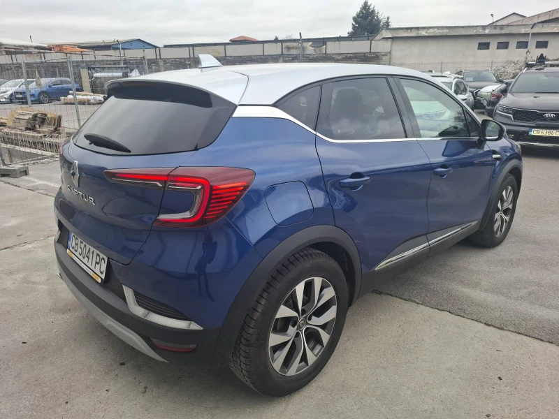 Renault Captur 1.5 Дизел, снимка 4 - Автомобили и джипове - 52693185
