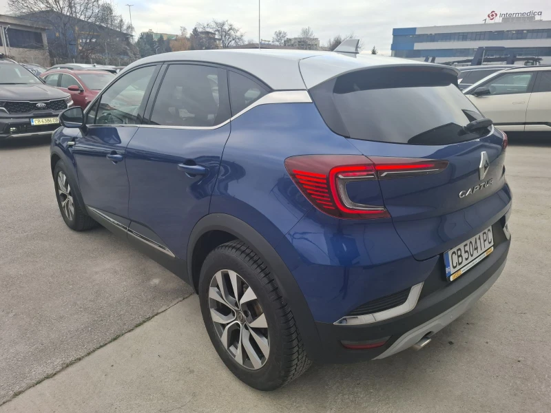 Renault Captur 1.5 Дизел, снимка 6 - Автомобили и джипове - 52693185