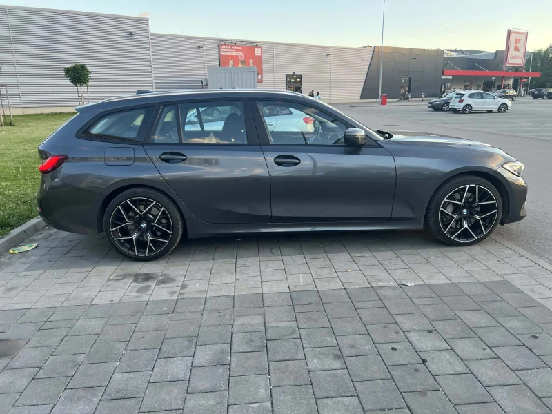 BMW 330, снимка 2 - Автомобили и джипове - 53158714