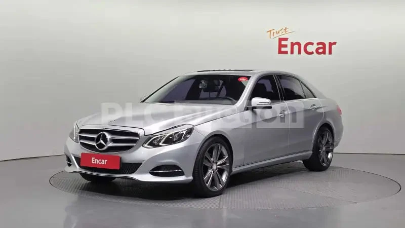 Mercedes-Benz E 220 * АВТОКРЕДИТ БЕЗ ПЪРВОНАЧАЛНА * НА ЗАДНО * 