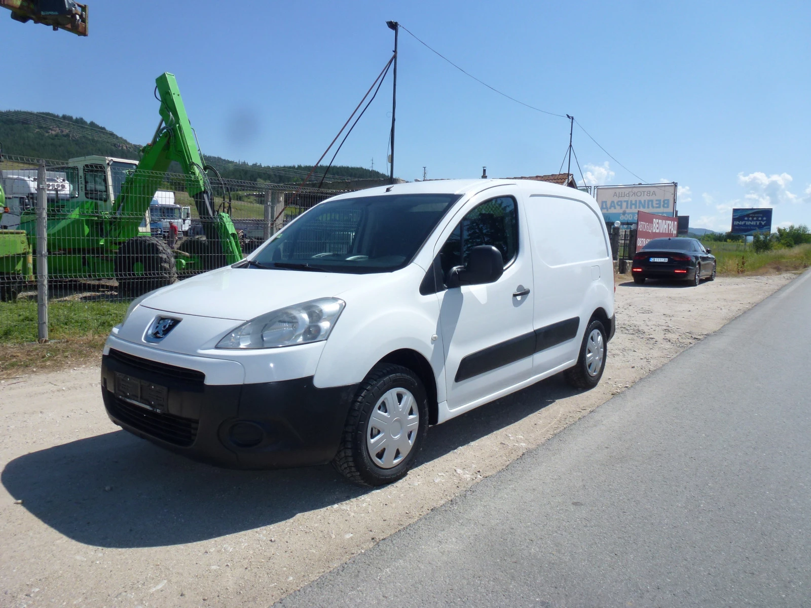 Peugeot Partner ЖИВОТНОВОЗ, снимка 1