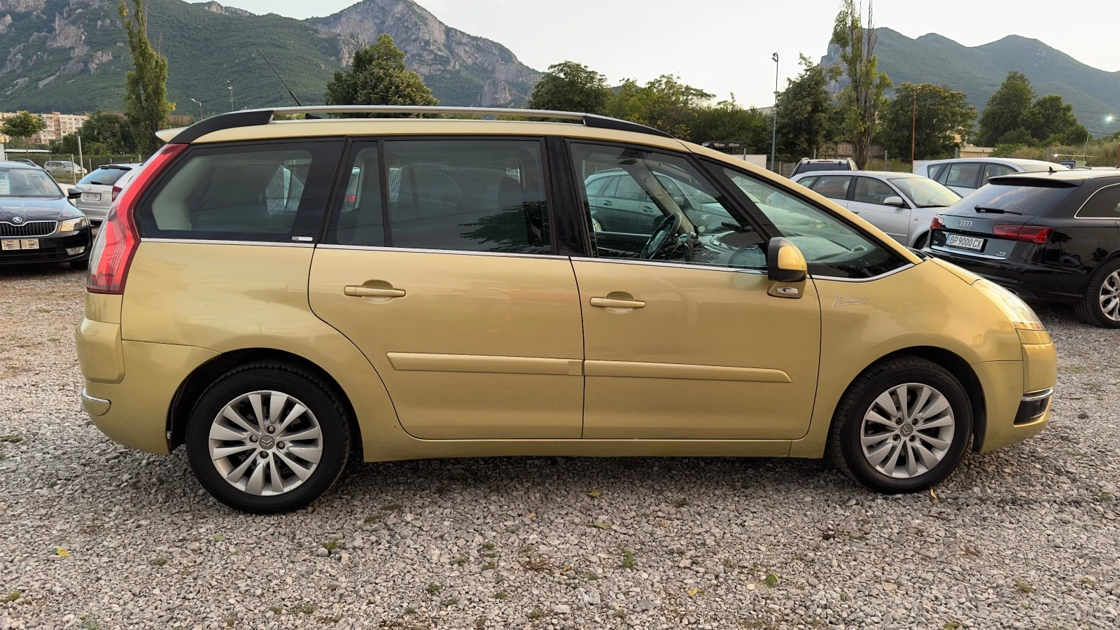 Citroen Grand C4 Picasso 2.0hdi-136kc-евро 4 7 места-автомат-Италия - изображение 4