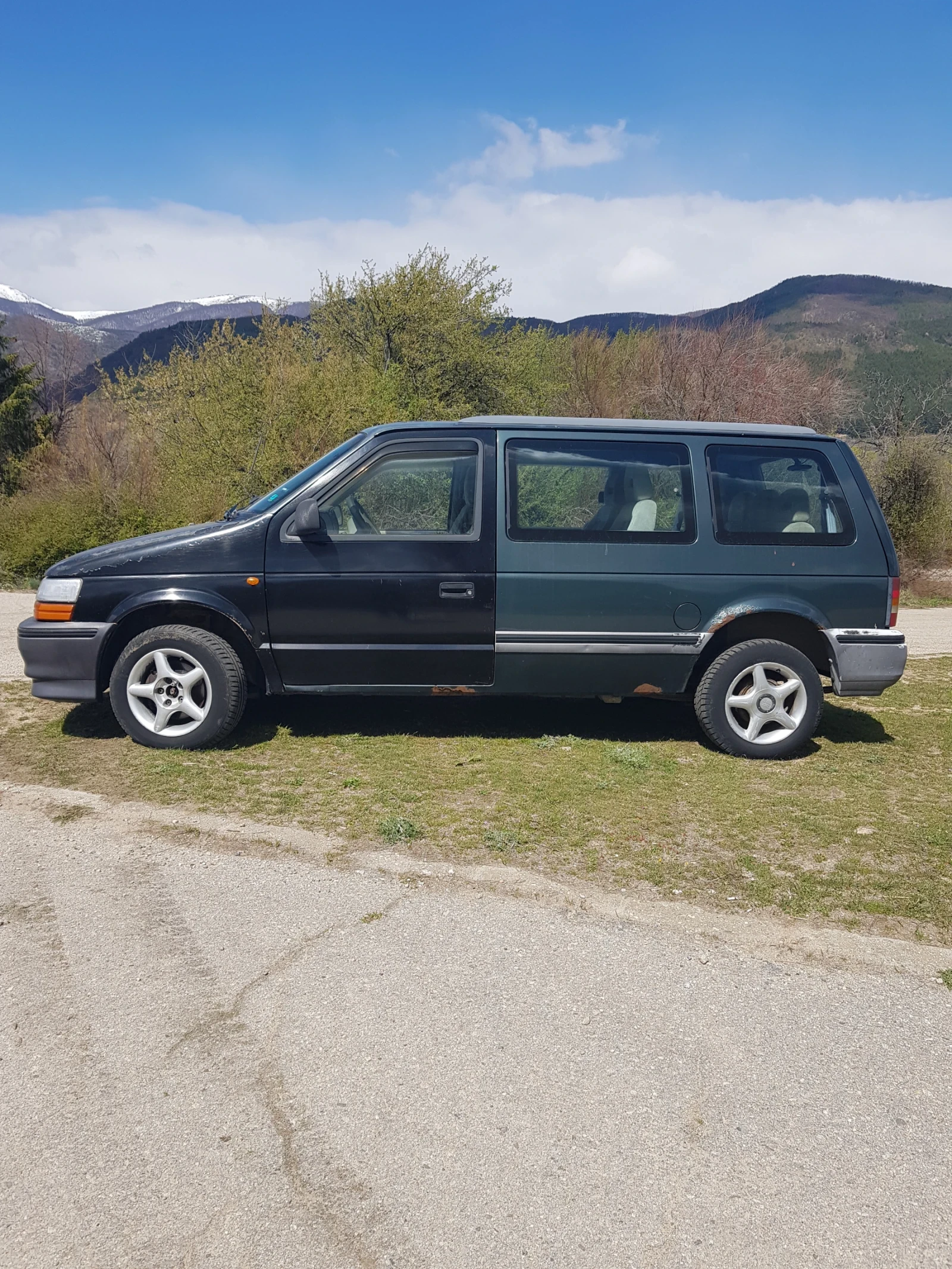 Chrysler Voyager  - изображение 8
