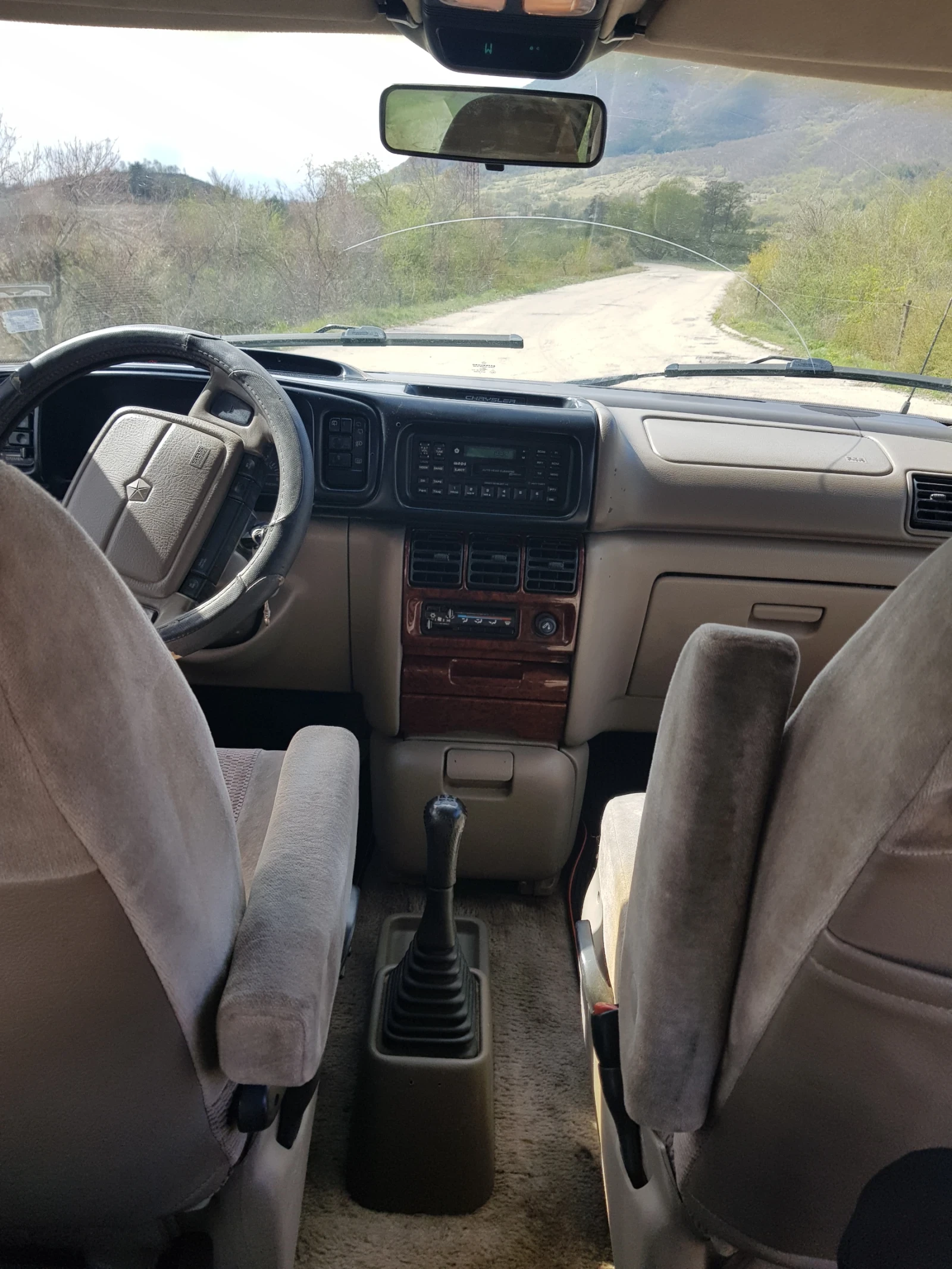 Chrysler Voyager  - изображение 9