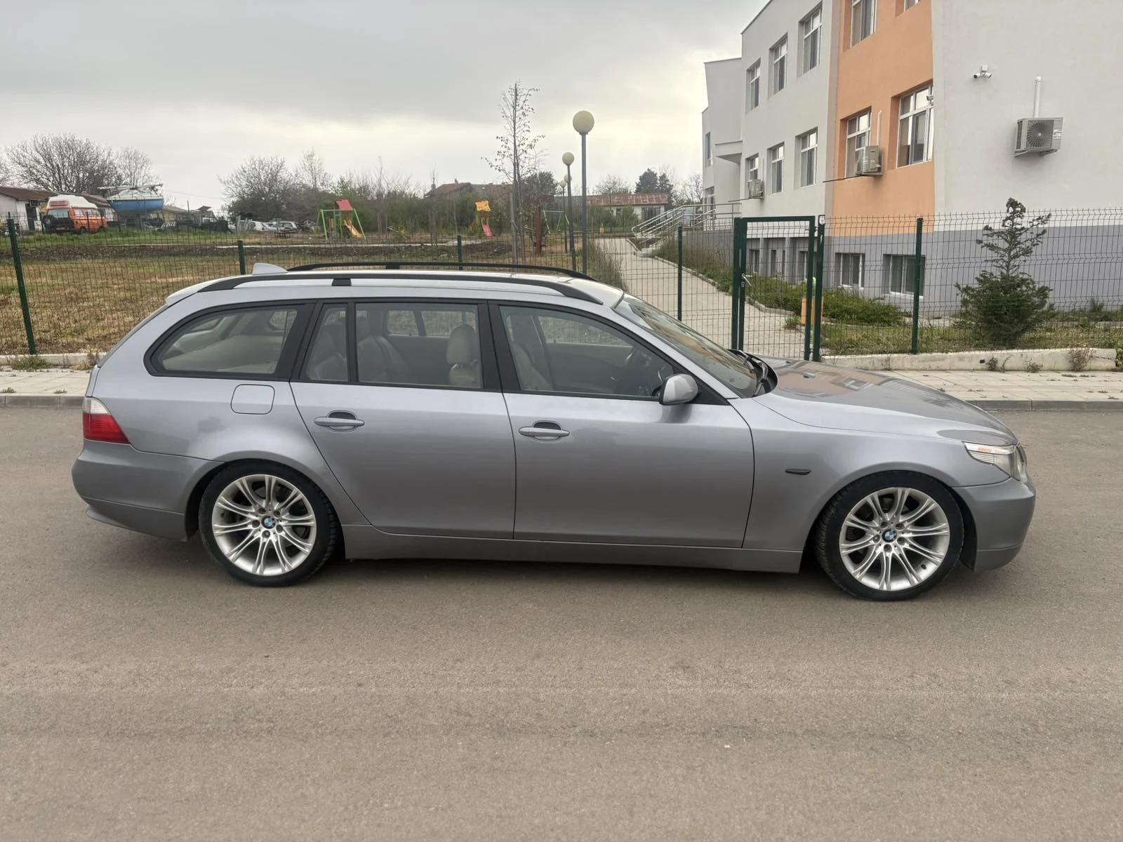 BMW 525 2.5d - изображение 5