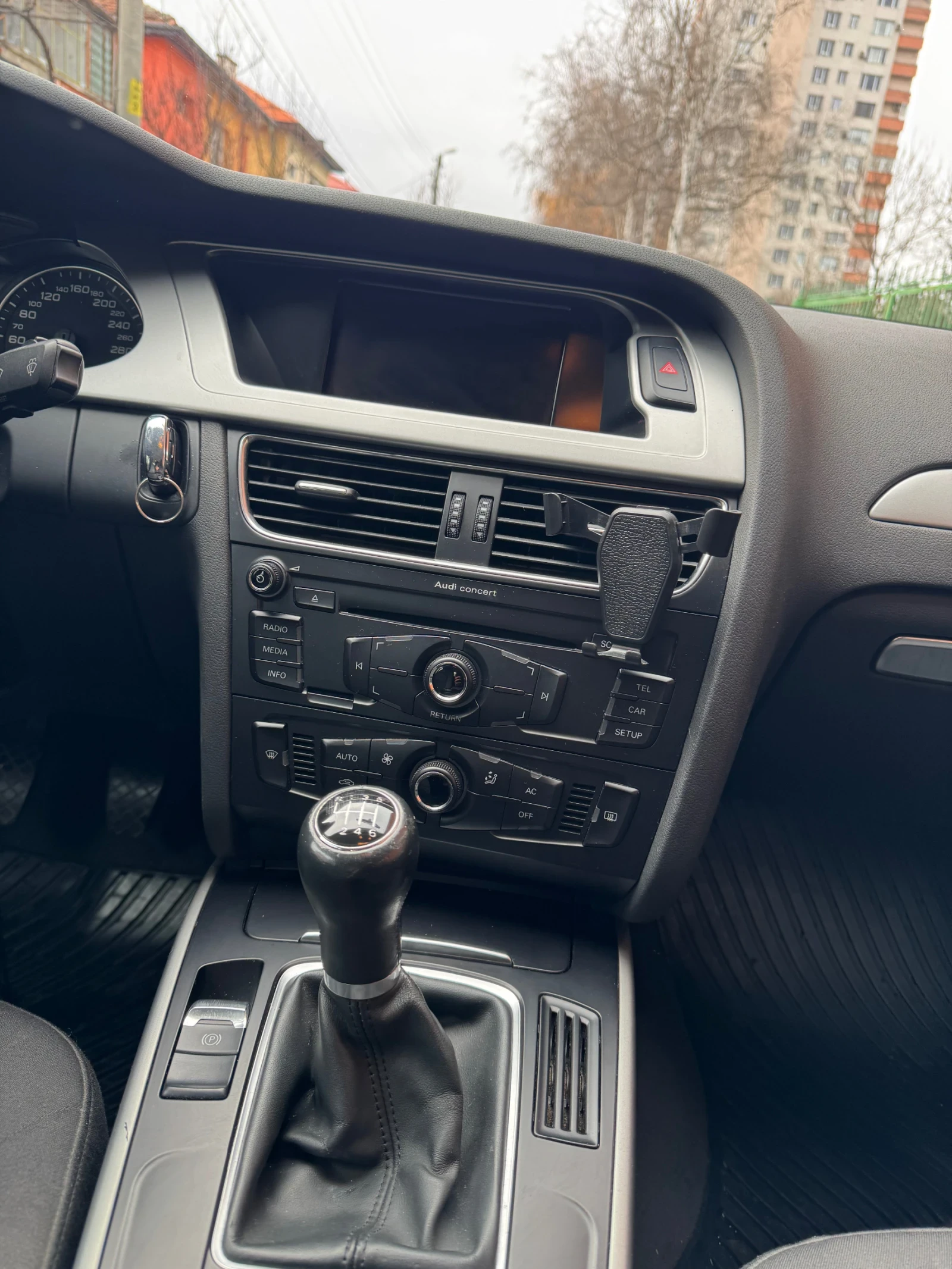 Audi A4 1.8TFSI - изображение 8