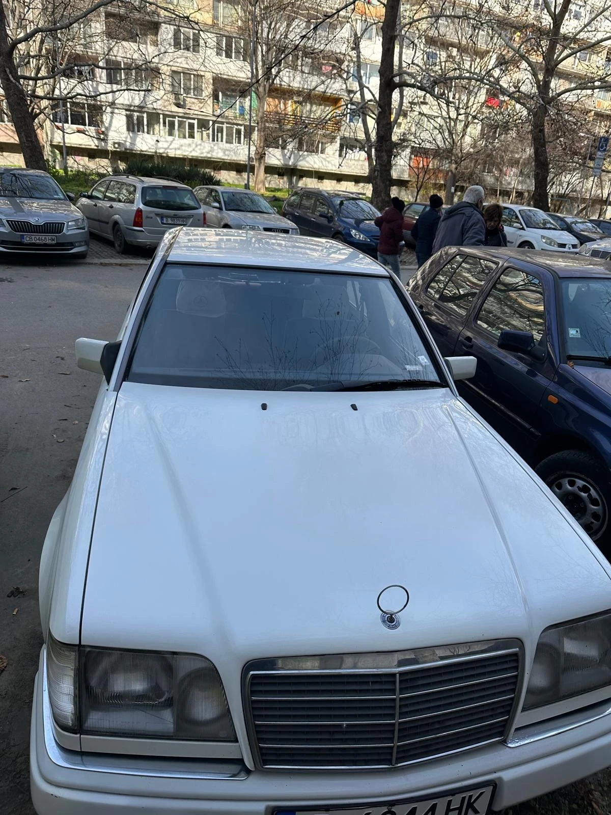 Mercedes-Benz 124 E-200 | Mobile.bg — изображение 1