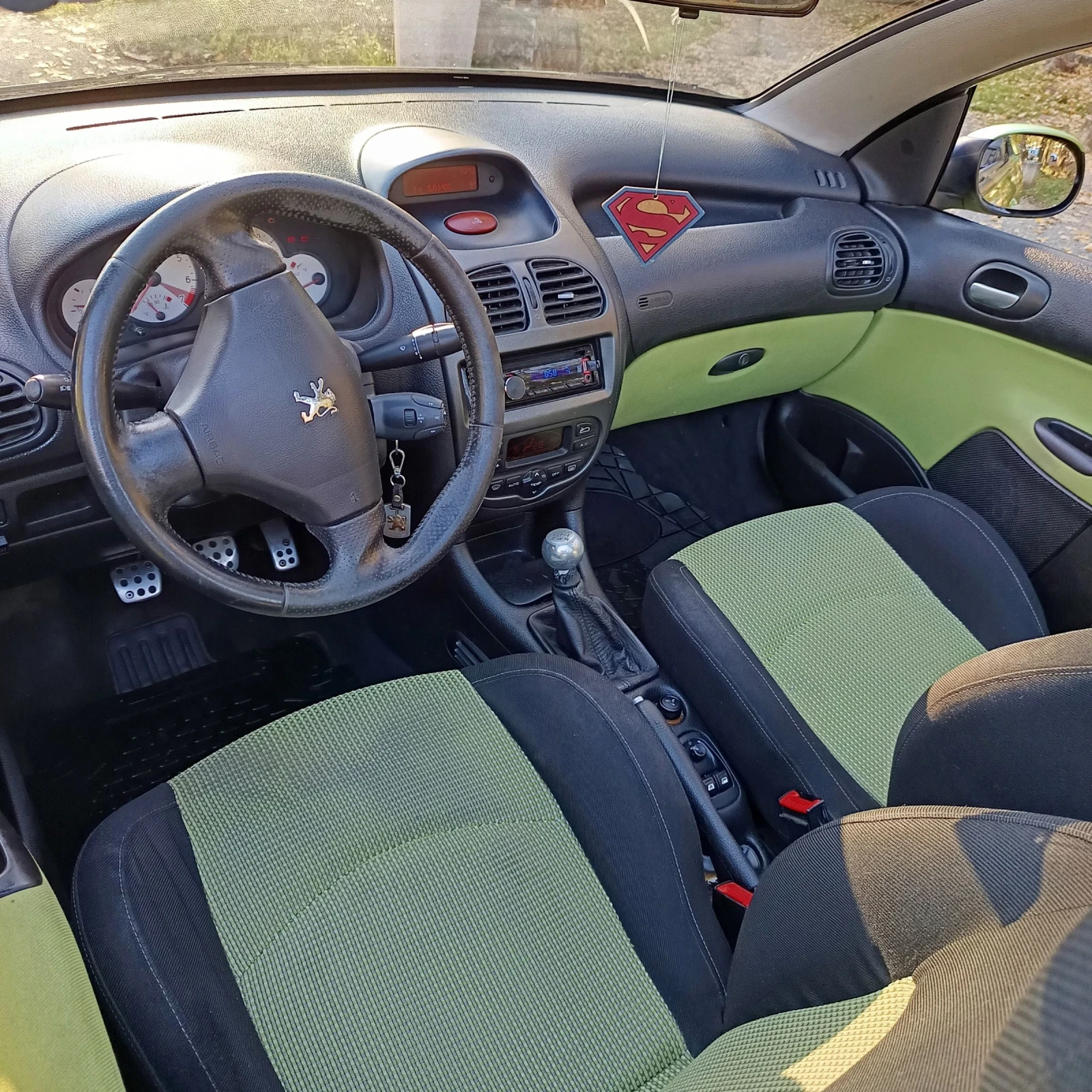 Peugeot 206 CC 1.6 - изображение 9