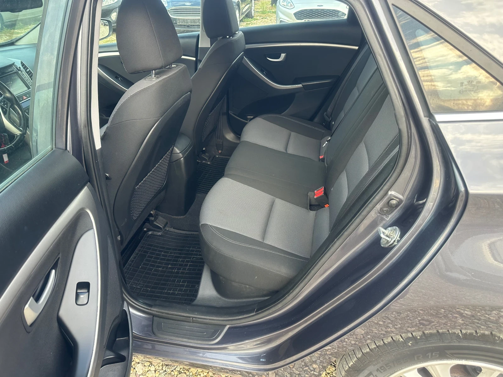 Hyundai I30 1, 6CRDi Euro6 - изображение 9