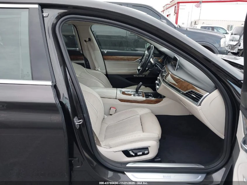 BMW 750 4.4l I xDrive | Mobile.bg � ����������� 5